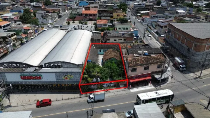 Vendo terreno plano, com área total de 541m². Bairro: Centro, Belford Roxo/RJ