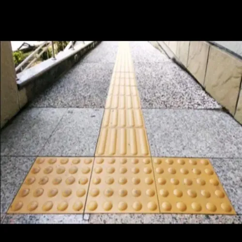 Cobogós diversos, piso tátil