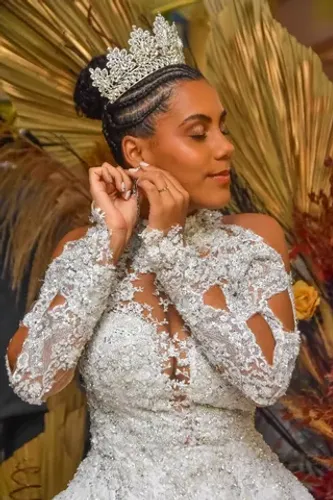 Vestido de noiva capa de revista - estilista Paola cepil (Acompaha véu de 7m e Anagua)