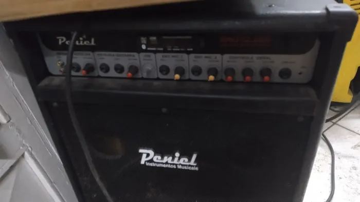 Vendo amplificador Peniel