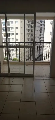 Locação: Apartamento com 2 quartos sendo 1 suíte no Splendore, Centro