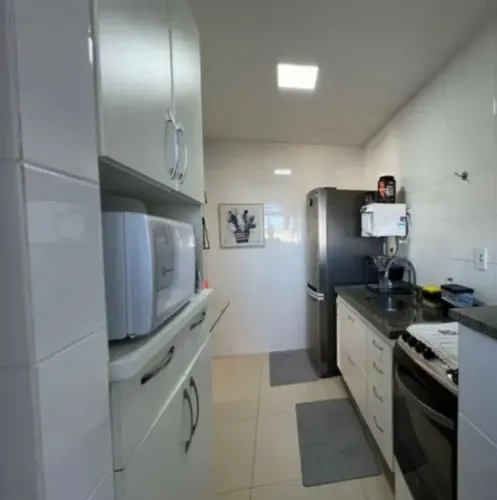 Vende-se apartamento em Santa Cecilia com 2 quartos, 2 banheiros e 2 vagas.