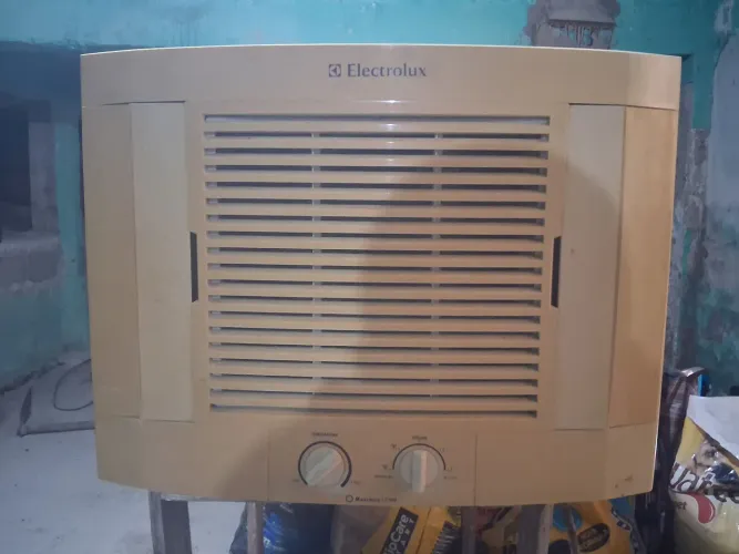 Ar Condicionado de Janela Electrolux Maxima 7500
