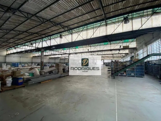 Galpão para alugar, 5304 m² por R$ 120.000,00/mês - Canhema - Diadema/SP
