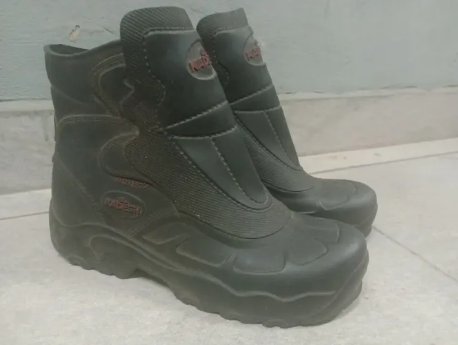 Bota Motociclista impermeável