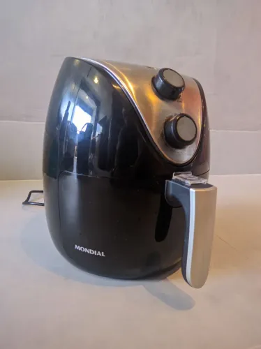 Airfryer Mondial 4: litros 220v