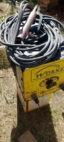 Máquina de solda Worker Turbo 220 e 110 volts