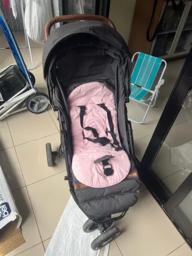 Carrinho de bebê breeze