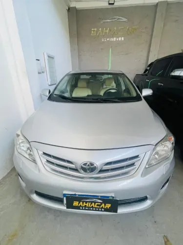 Toyota Corolla Altis 2.0 Flex 16V Aut. 2012