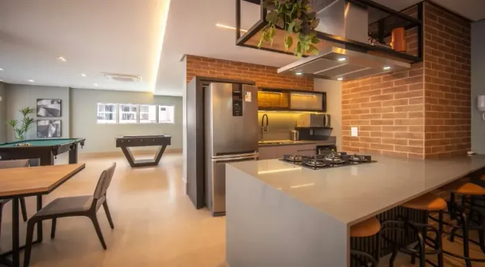 Studio com sacada no centro de Criciúma em prédio NOVO para morar ou investir 