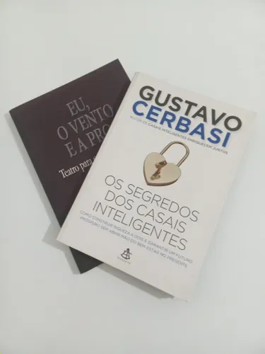 2 Livros - O segredo dos casais inteligentes e Eu, o vento e a proa