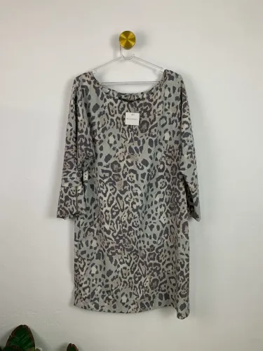Vestido estampado animal print