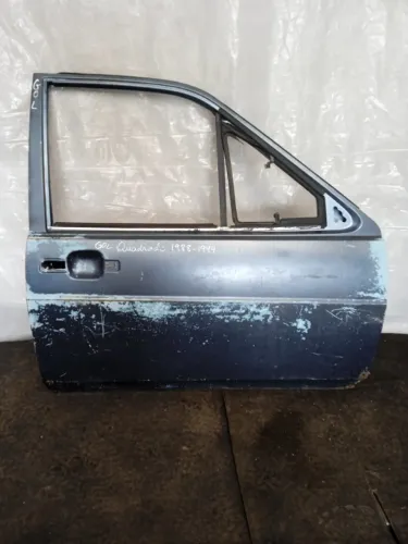 Porta Dianteira Direita Santana 4pta Quantum 89-91 