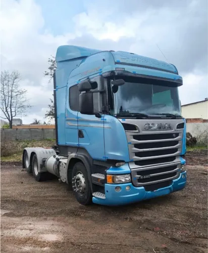 Scania R-440 ano 2015
