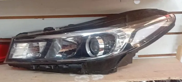 FAROL KIA CERATO 17/19 FOCO DUPLO LED LADO ESQUERDO