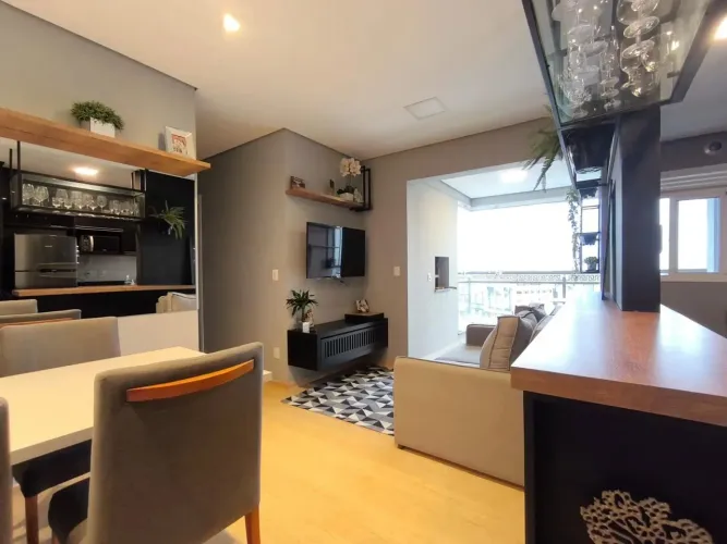 SPOT - R$ 498.000 - Apartamento à venda, 2 Quartos (1 Suíte), 57m², 1 Vaga, Centro, Londri