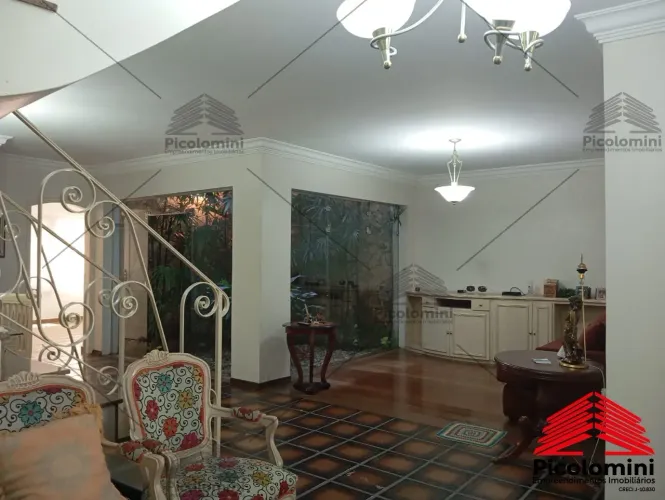 Imóvel imperdível na Vila Formosa: Casa com 3 quartos, 1 suíte, 2 salas, 4 banheiros, 4 va