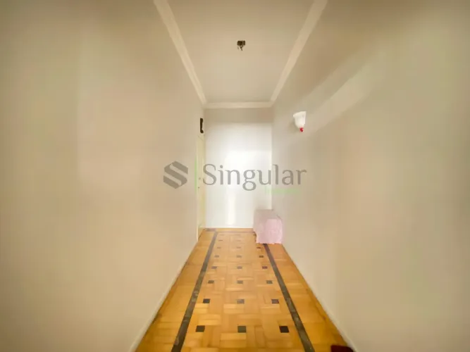 Apartamento 3 quartos, sacada e 2 banheiros à venda no Centro