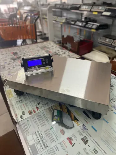 Balança digital UPX 300KG (NOVA)
