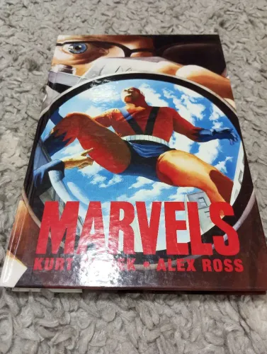 HQ MARVELS ALEX ROSS