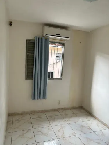 Apto no condomínio Acácias Residencial I bairro: Distrito industrial I - 60m²