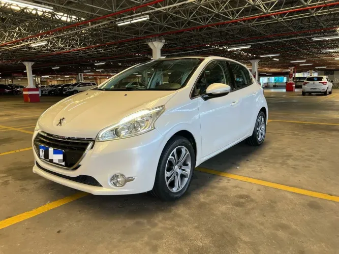 Peugeot 208 Griffe 1.6 Flex 16V 5P Aut. 2016