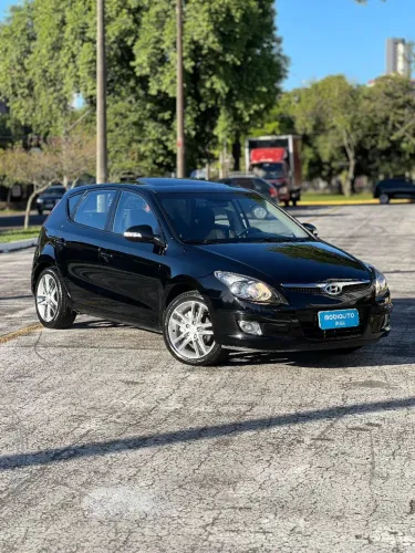 Hyundai i30 2012 com teto solar, com apenas 61.000 km
