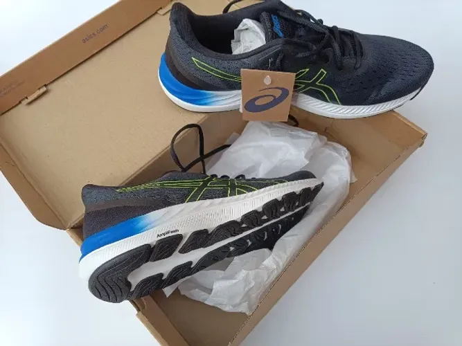 Tênis Asics Gel Excite 8 - Tamanho 44 - Novo, sem uso - Envio OLX Pay