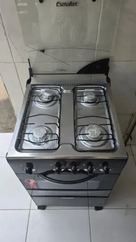 Fogão Esmaltec 4 bocas , funciona perfeitamente, PAGAMENTO SOMENTE NA ENTREGAR