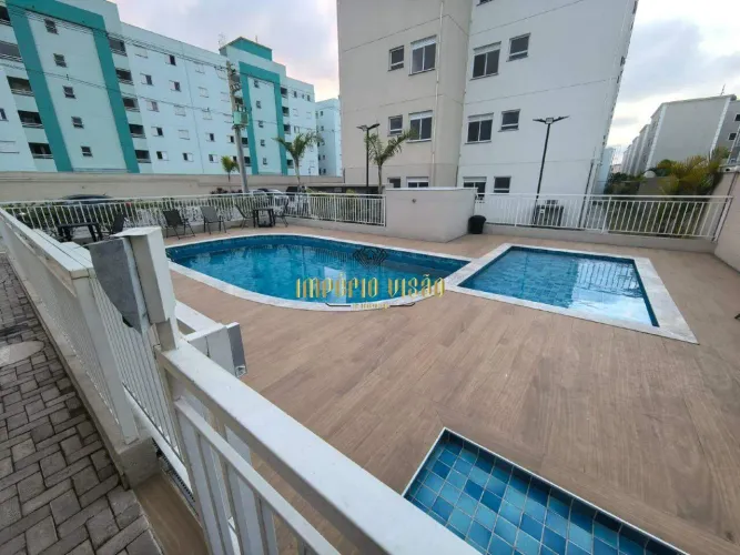 Apartamento Mobiliado à venda com 2 Dormitórios com elevador no Residencial Siena- Suzano