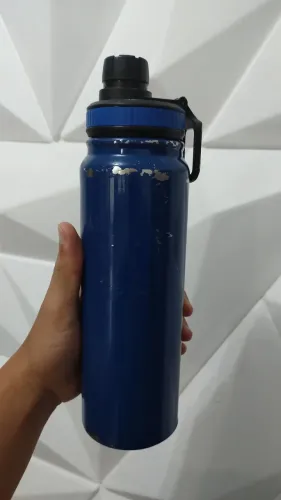 Garrafa de térmica com bico