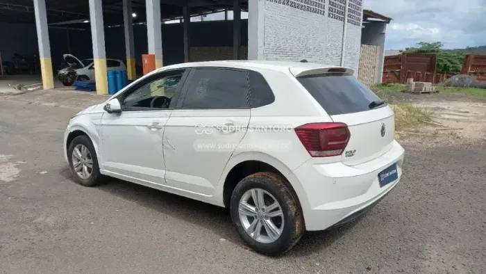 SUCATA VW POLO 2021