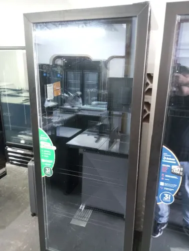 NZ. Expositor refrigerado 453 litros Imbera