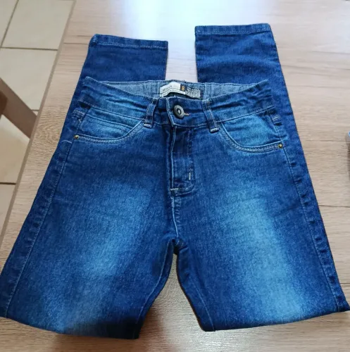 Calça Jeans Unissex conservadas N.8anos