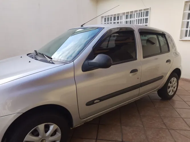 Renault Clio Rn/alize/expr./1.0 Hi-power 16V 5P 2015