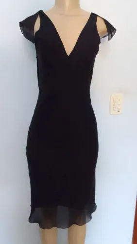 Vestido preto tubinho tam P