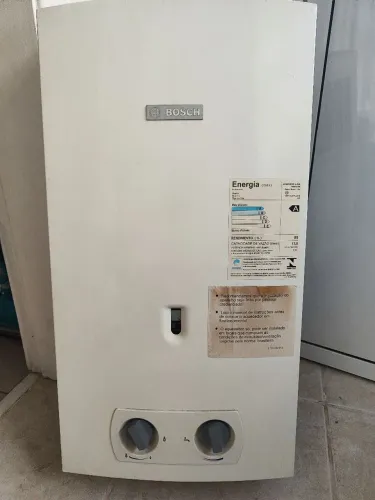 Aquecedor a Gás Bosch 13.5 L Potente 2 chuveiros