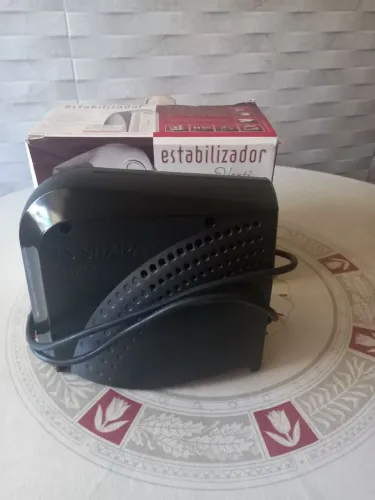 Estabilizador de Voltagem 1200VA