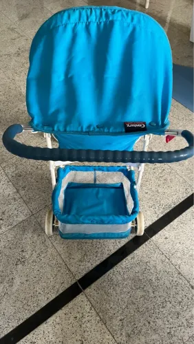 Carrinho de Bebê Azul Century Compacto