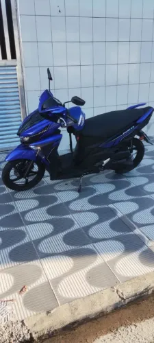Vendo ou troco em moto maior neo 125 em estado de loja 