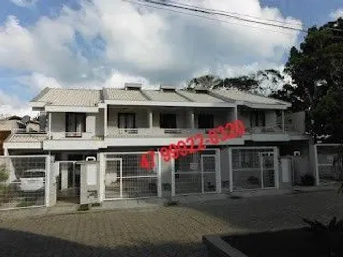 Bombinhas aluguel verao 350 mtrs mar