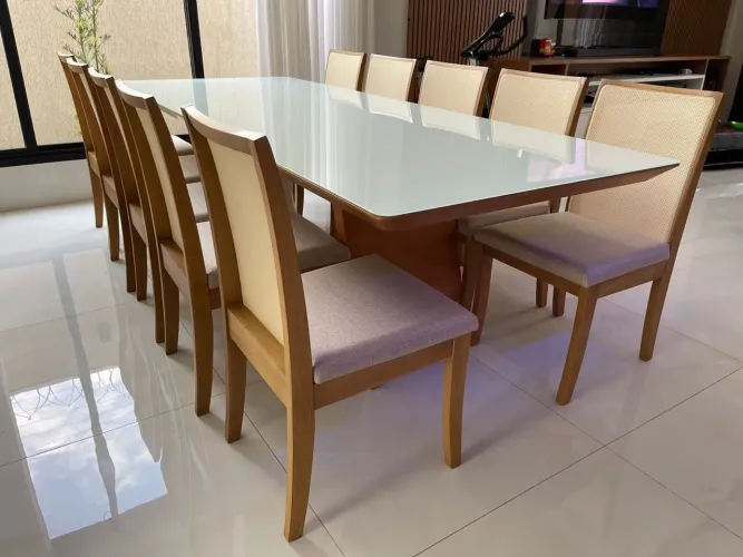 Mesa de jantar com cadeiras 8 de madeira