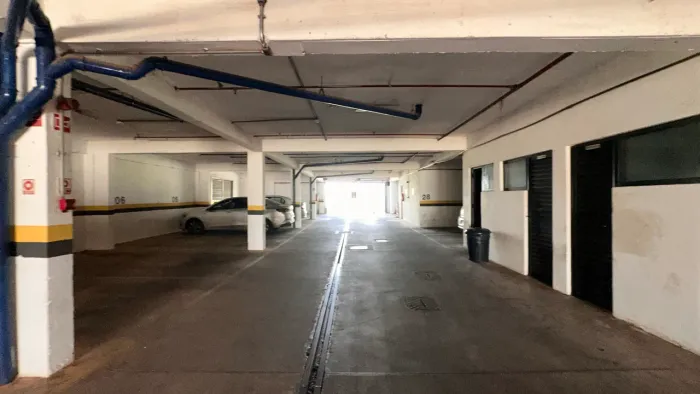 Apartamento de 1 quarto com Garagem coberta 