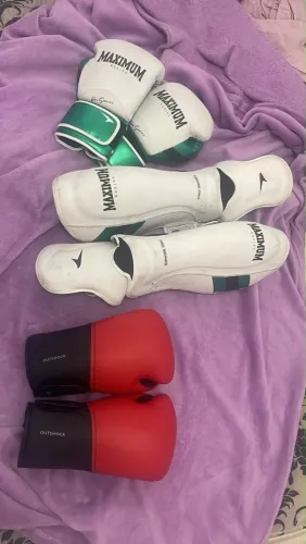 Luvas e caneleira maximum pro