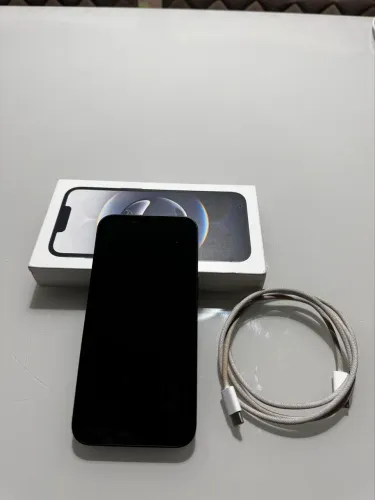 iPhone 16e - Garantia Apple
