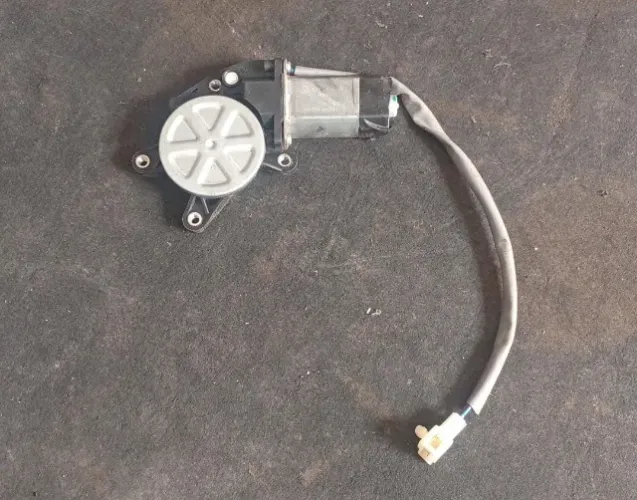 motor elevado porta traseira esquerda hyundai hb20 20/22