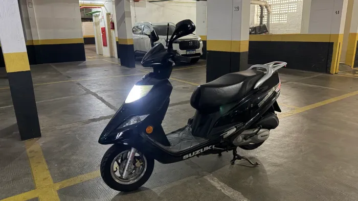 Burgman 125 injetada