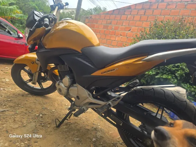 Vendo cb 300