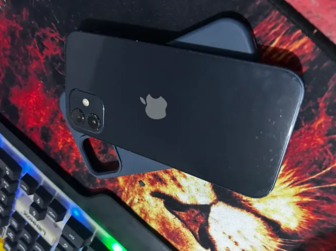 iPhone 12 64GB 