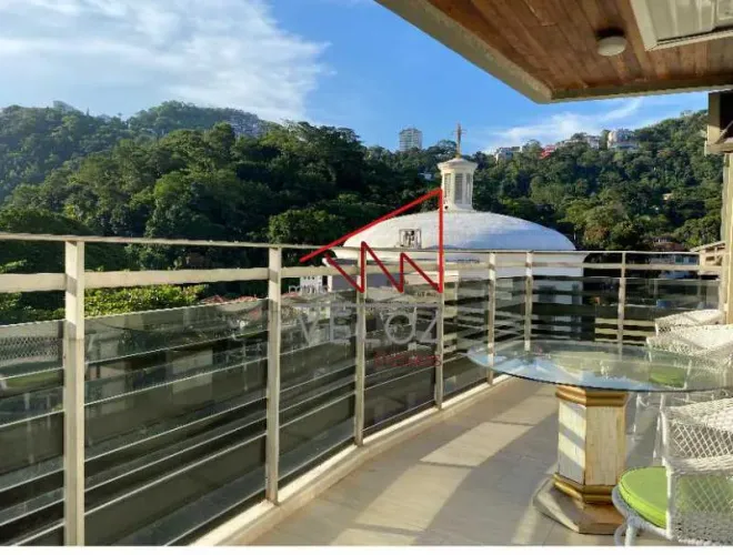 Apartamento : / Residencial / Cosme Velho